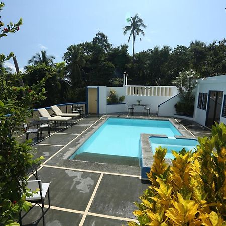 Guindulman Bay Tourist Inn Exterior foto